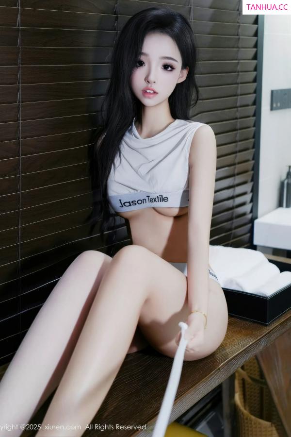   [XiuRen]高清写真图 2025.11.20 No.11011 虞姬无悔 运动内衣第33张图片